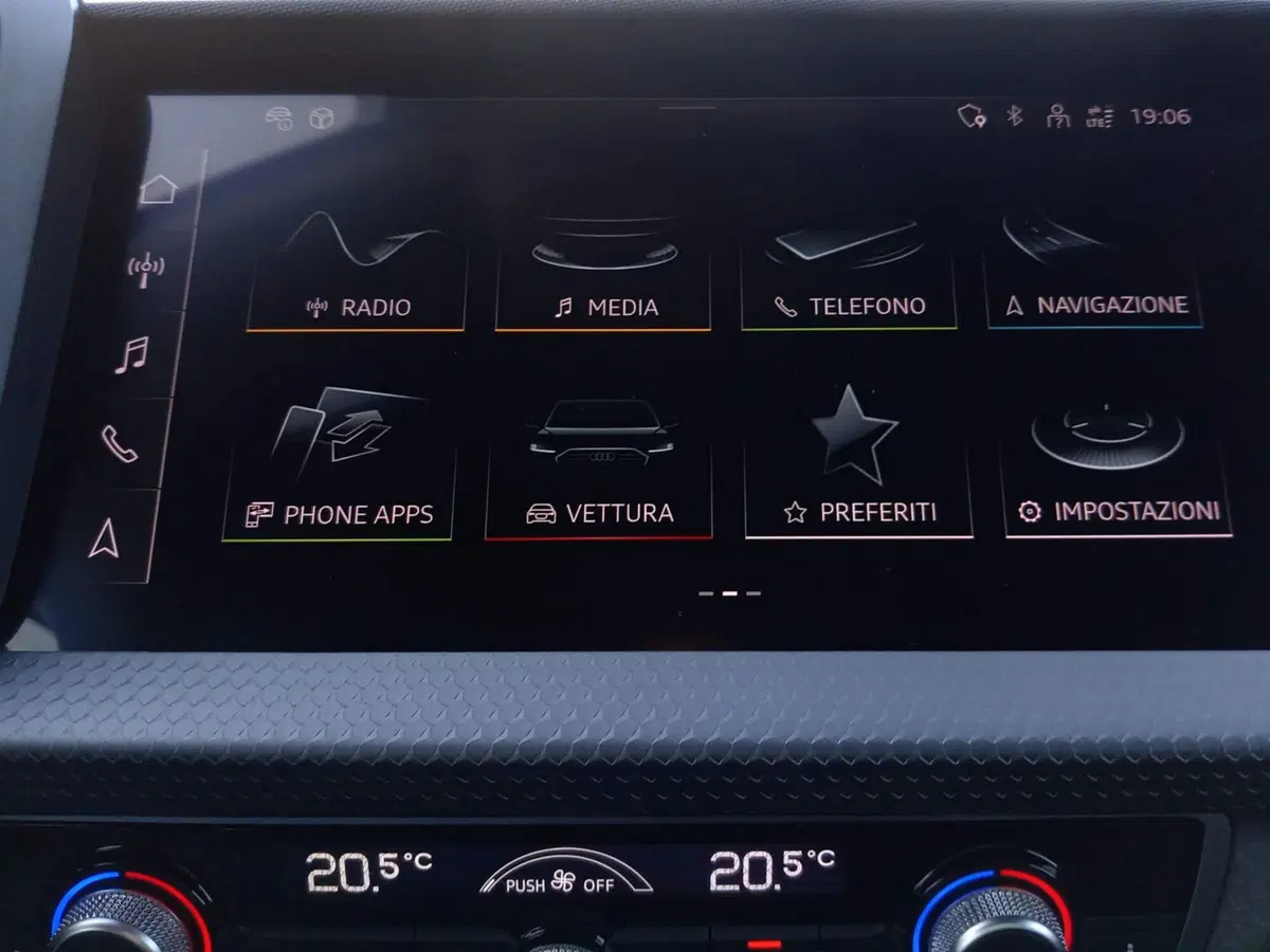 Audi A1 Sportback usata a Bari (6)