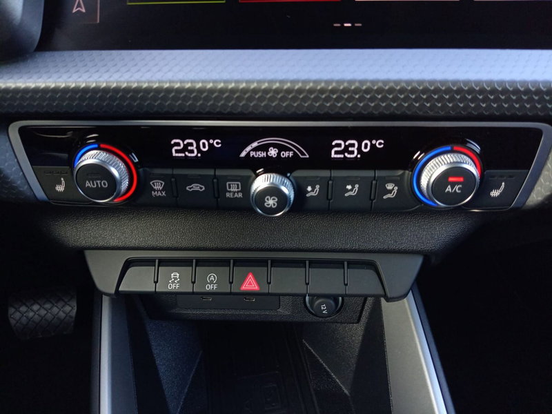 Audi A1 Sportback usata a Bari (8)