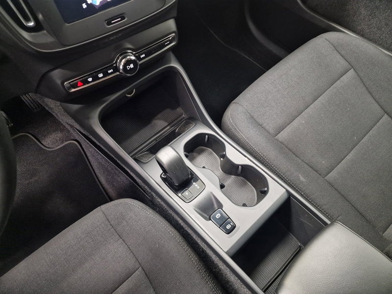 Volvo XC40 usata a Verbano Cusio Ossola (14)