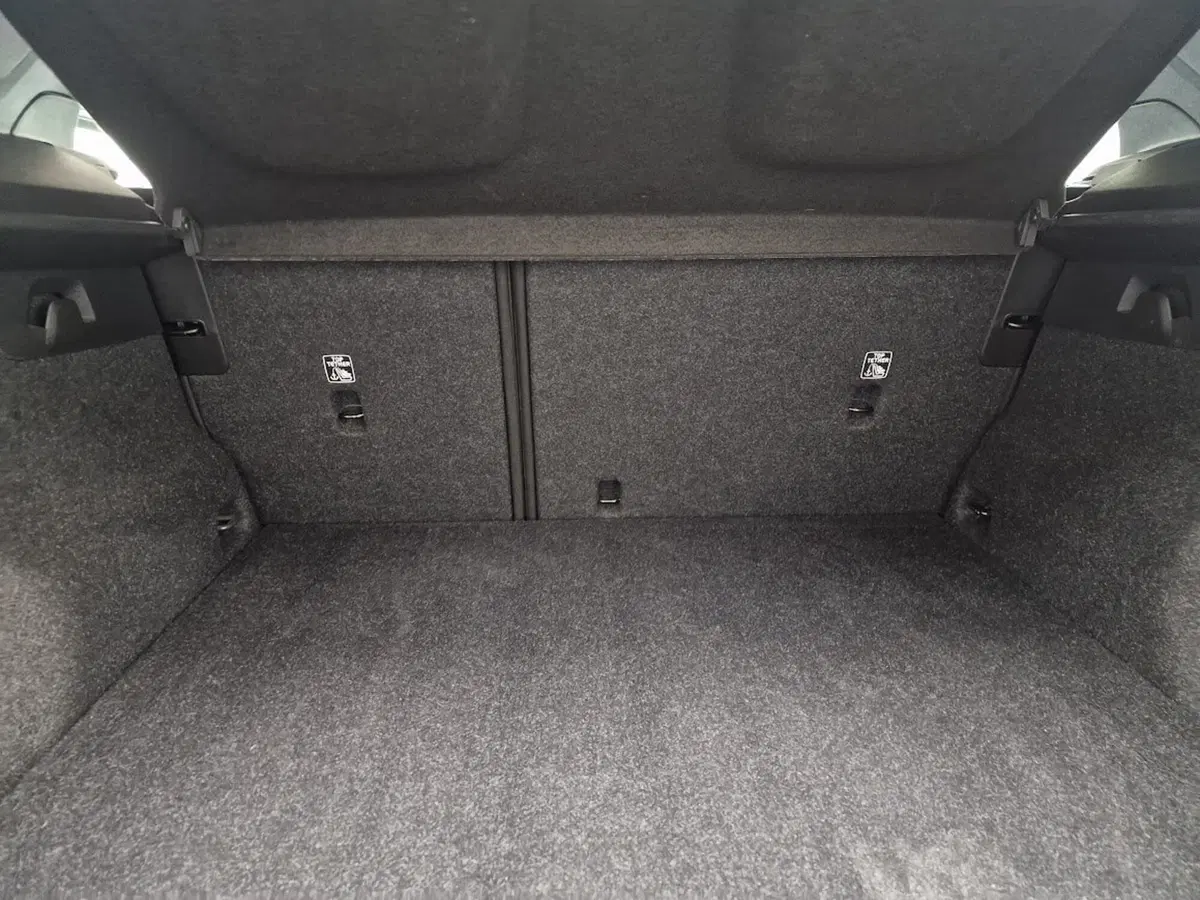 Volvo XC40 usata a Verbano Cusio Ossola (17)