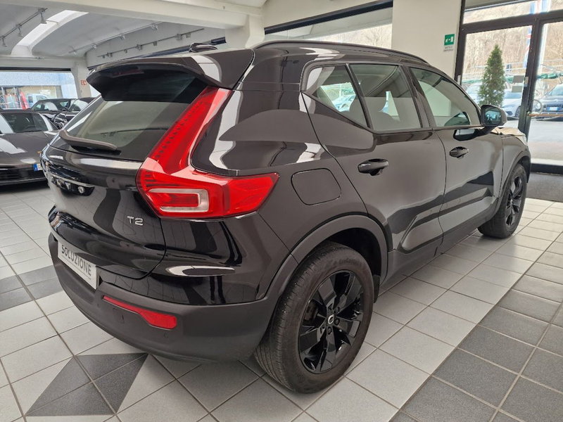 Volvo XC40 usata a Verbano Cusio Ossola (2)