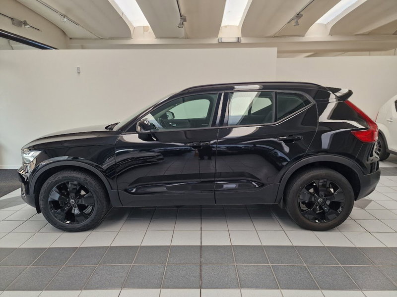 Volvo XC40 usata a Verbano Cusio Ossola (6)