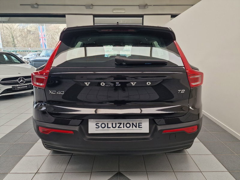 Volvo XC40 usata a Verbano Cusio Ossola (7)