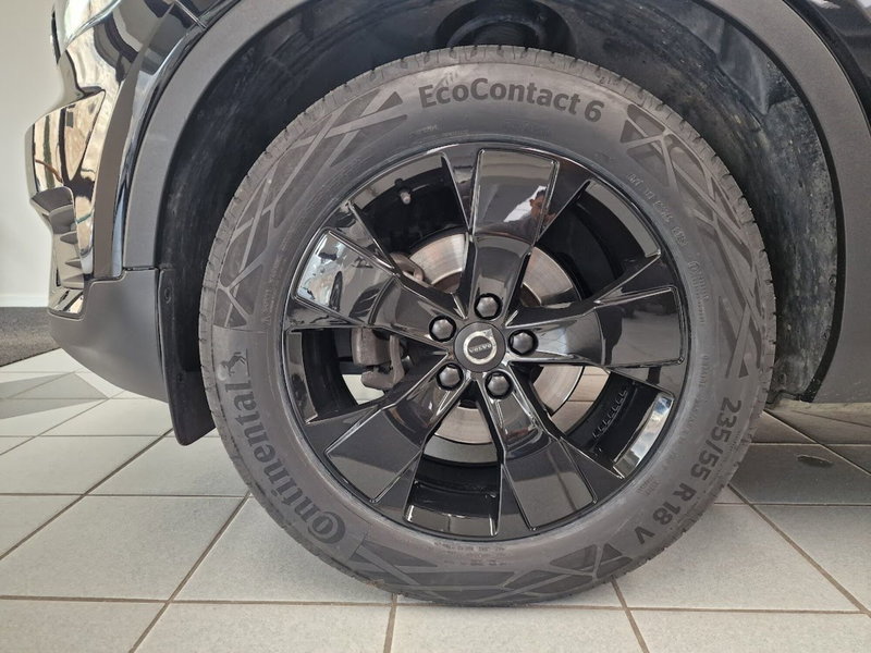 Volvo XC40 usata a Verbano Cusio Ossola (9)