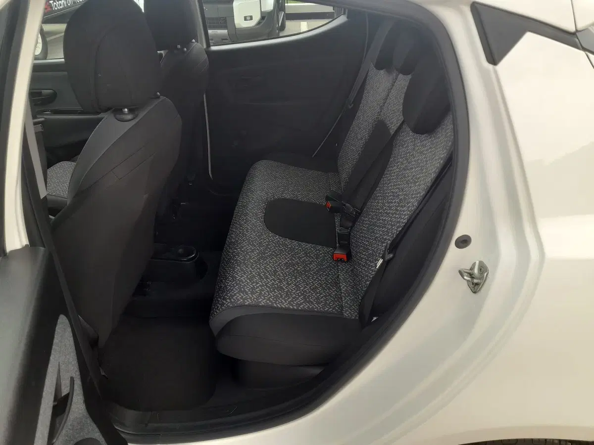 Lancia Ypsilon usata a L'Aquila (16)