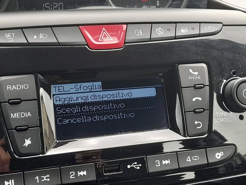 Lancia Ypsilon usata a L'Aquila (8)