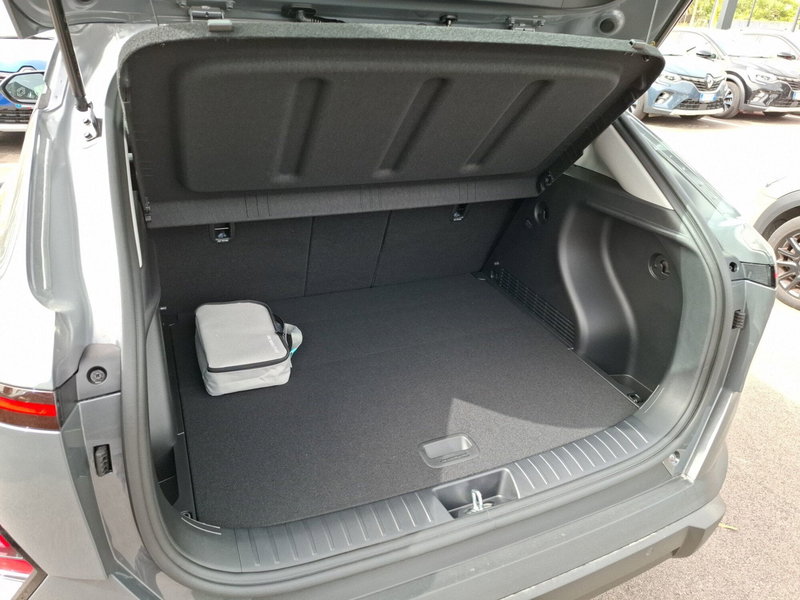 Hyundai Kona nuova a Latina (10)