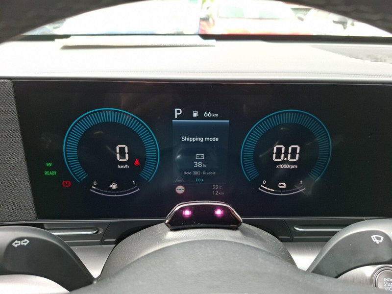 Hyundai Kona nuova a Latina (14)