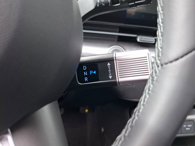 Hyundai Kona nuova a Latina (19)