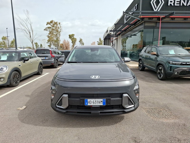 Hyundai Kona nuova a Latina (6)