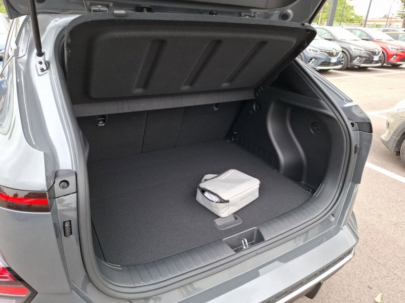 Hyundai Kona nuova a Latina (10)