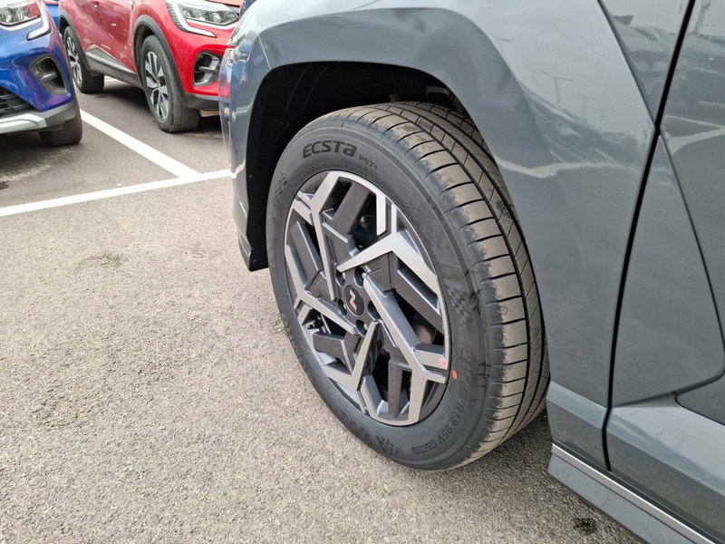Hyundai Kona nuova a Latina (11)
