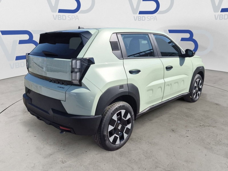 Fiat Grande Panda nuova a Milano (5)