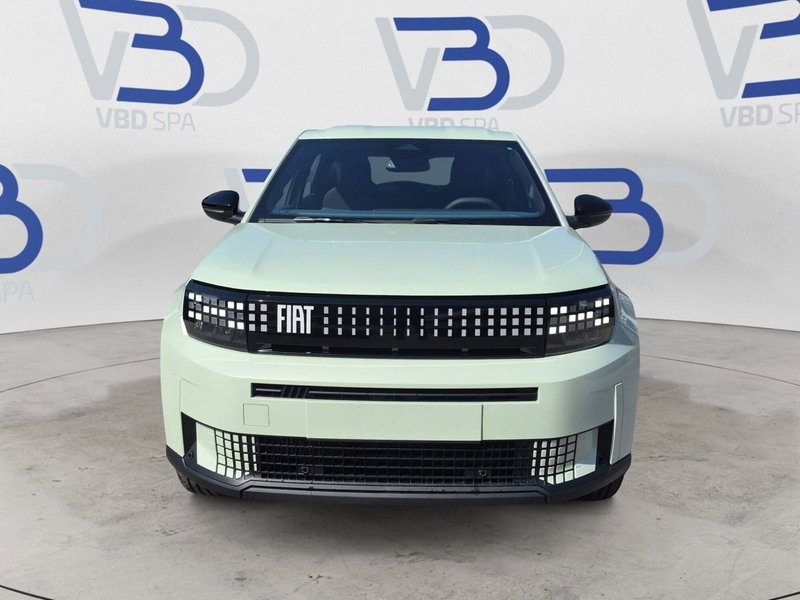 Fiat Grande Panda nuova a Milano (8)