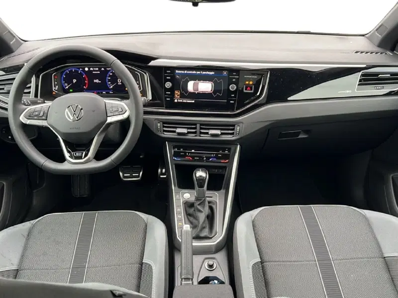 Volkswagen Polo nuova a Siena (12)