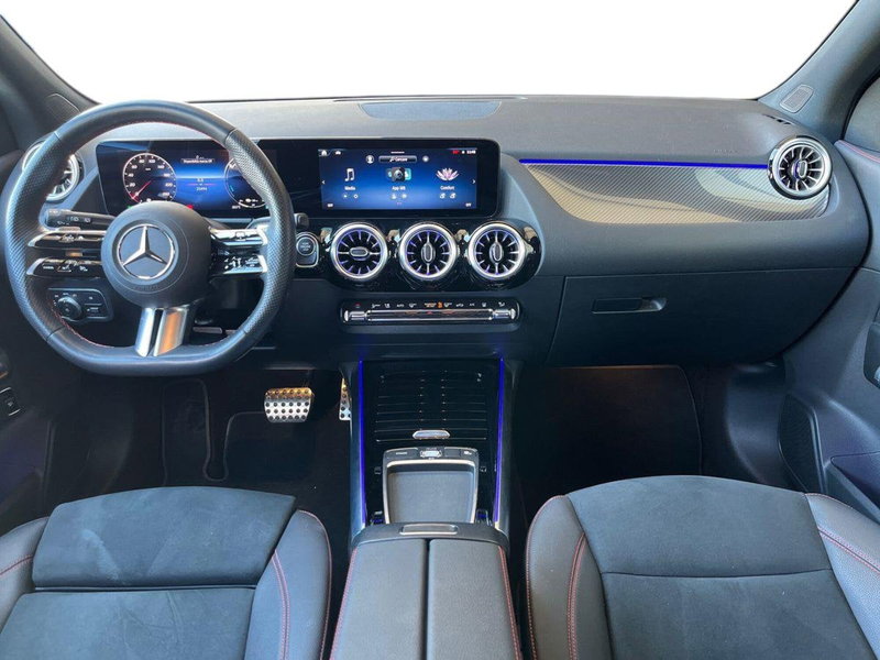 Mercedes-Benz GLA SUV usata a Napoli (11)