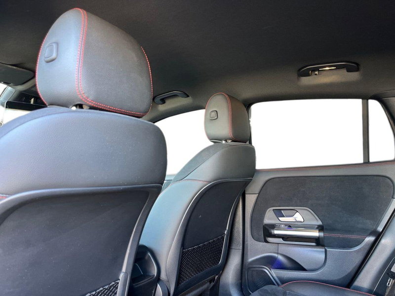 Mercedes-Benz GLA SUV usata a Napoli (15)