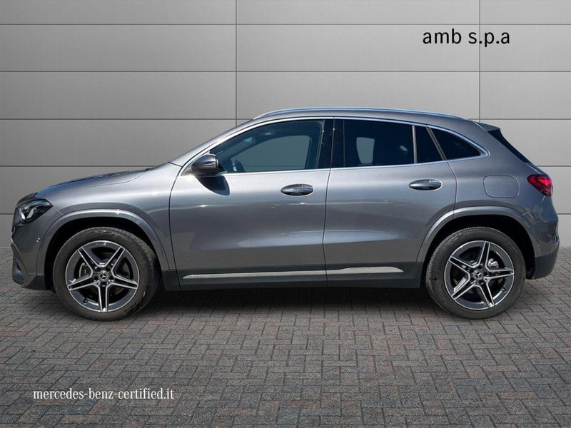 Mercedes-Benz GLA SUV usata a Napoli (6)