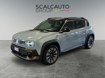 Renault Renault 4 Iconic comfort range 150cv del 2025 usata a Rosa'