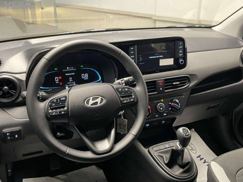 Hyundai i10 nuova a Milano (12)