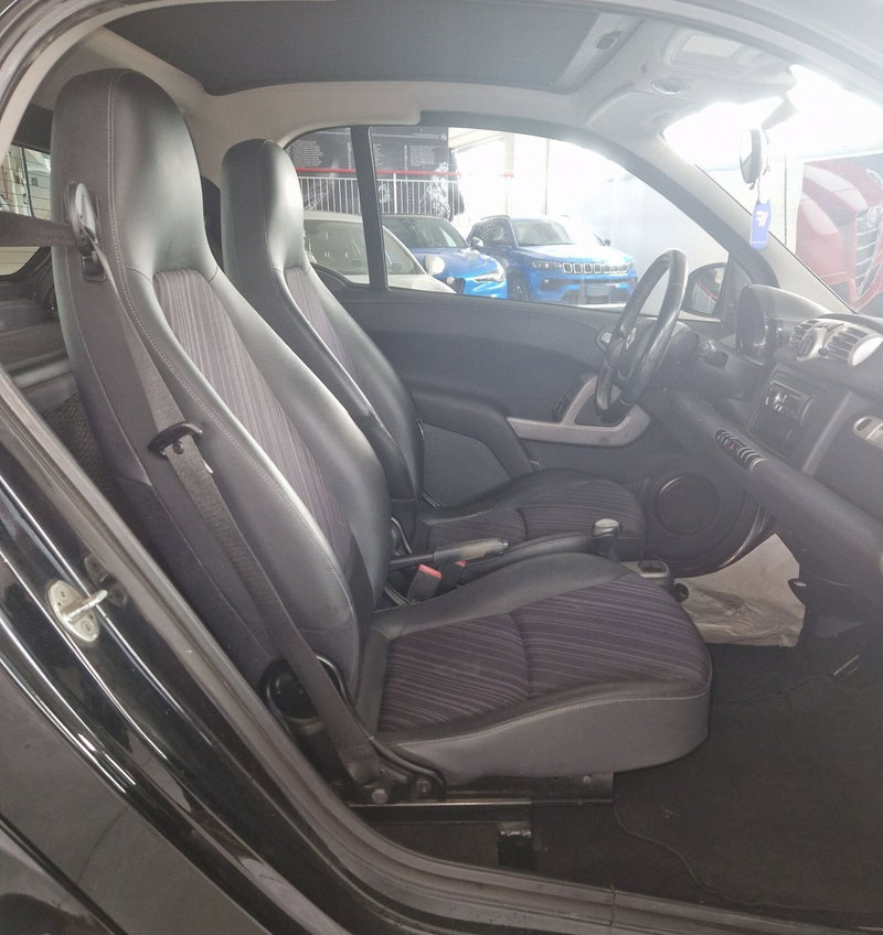 smart Fortwo usata a Terni (8)