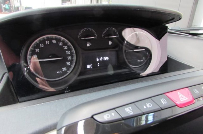 Lancia Ypsilon usata a Milano (12)