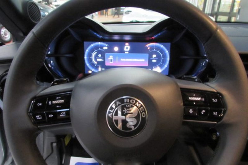 Alfa Romeo Junior usata a Milano (11)