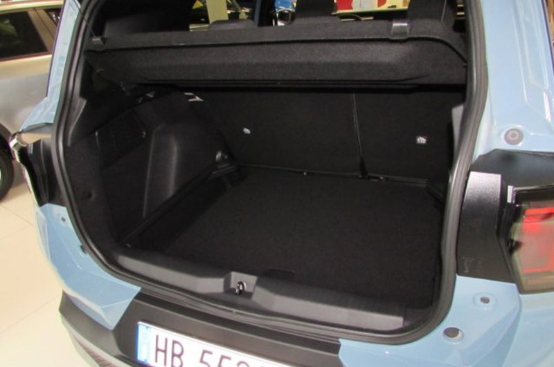 Citroen C3 Aircross nuova a Milano (14)