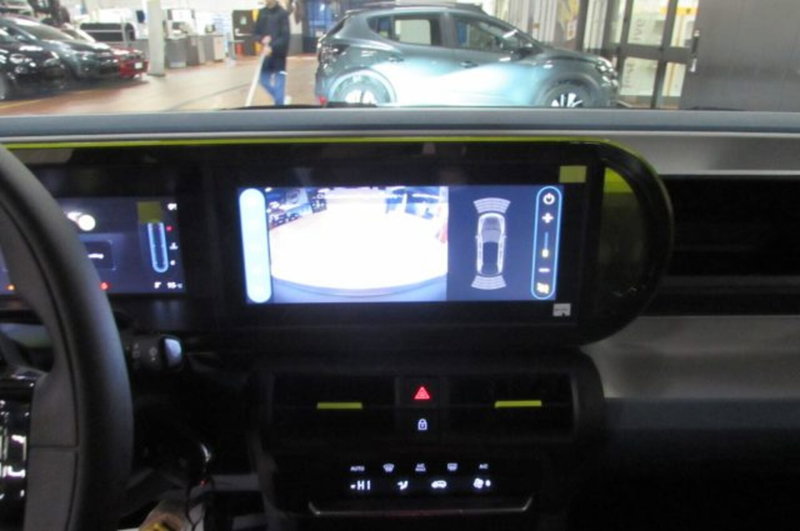 Fiat Grande Panda nuova a Milano (12)