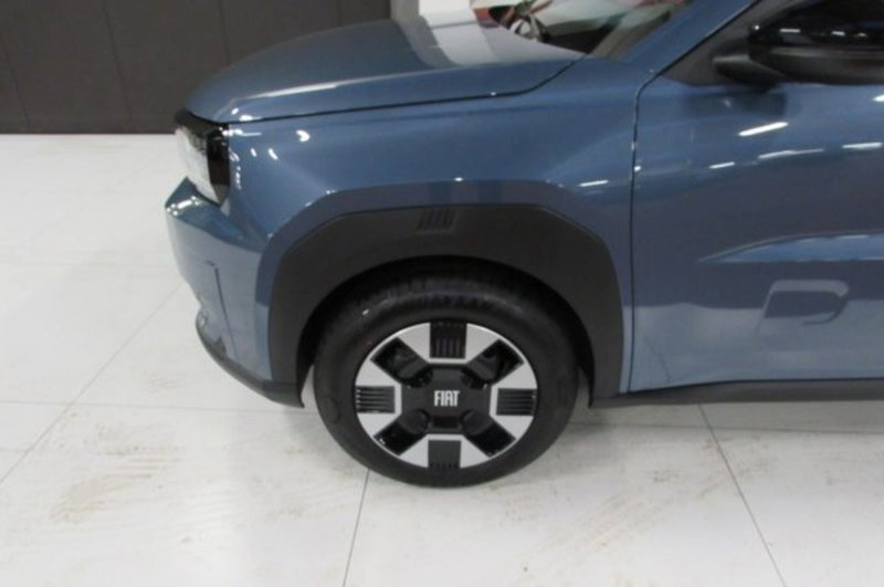 Fiat Grande Panda nuova a Milano (5)