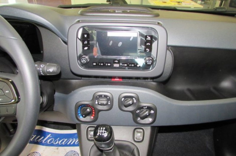 Fiat Panda nuova a Milano (8)