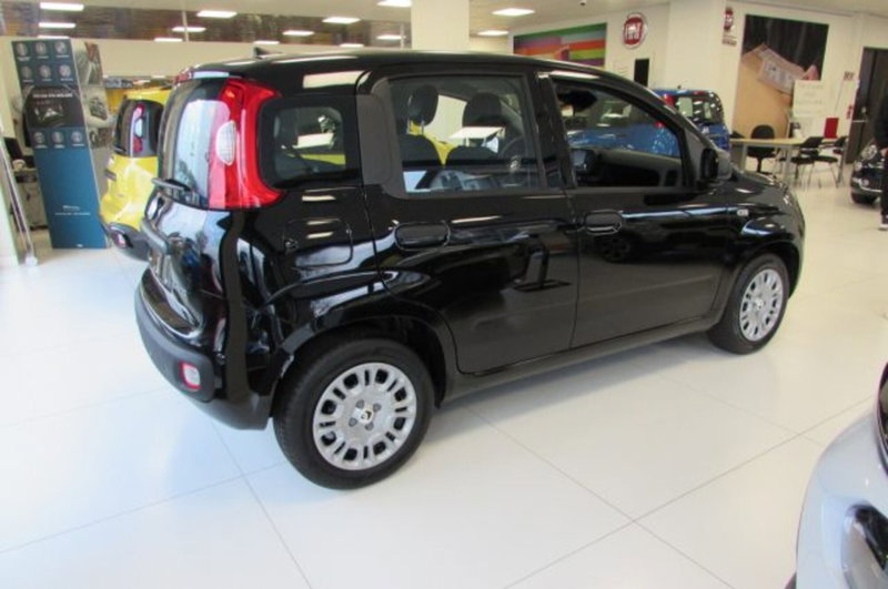 Fiat Panda nuova a Milano (3)