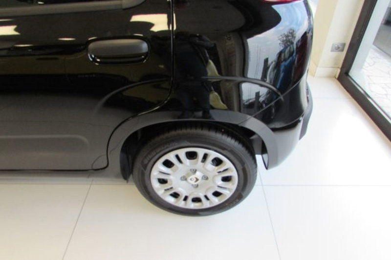 Fiat Panda nuova a Milano (5)