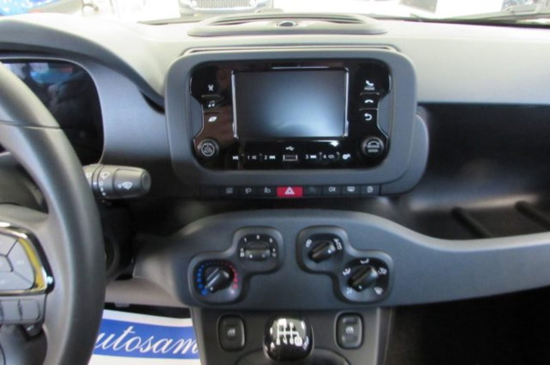 Fiat Panda nuova a Milano (8)