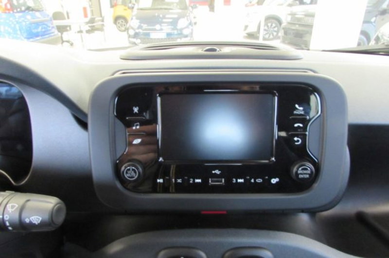 Fiat Panda nuova a Milano (9)