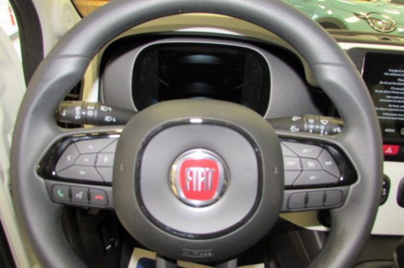 Fiat Panda nuova a Milano (10)