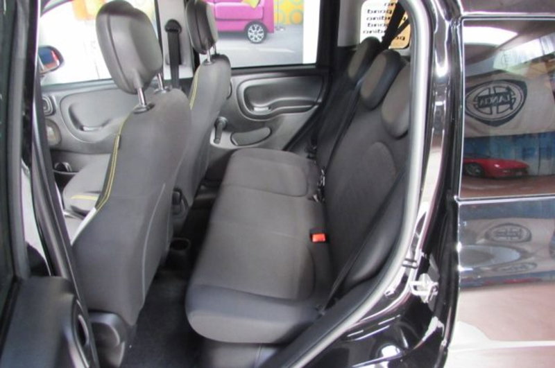 Fiat Panda Cross usata a Milano (13)