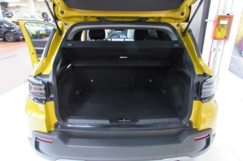 Jeep Avenger usata a Milano (14)