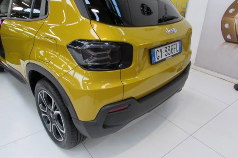 Jeep Avenger usata a Milano (15)