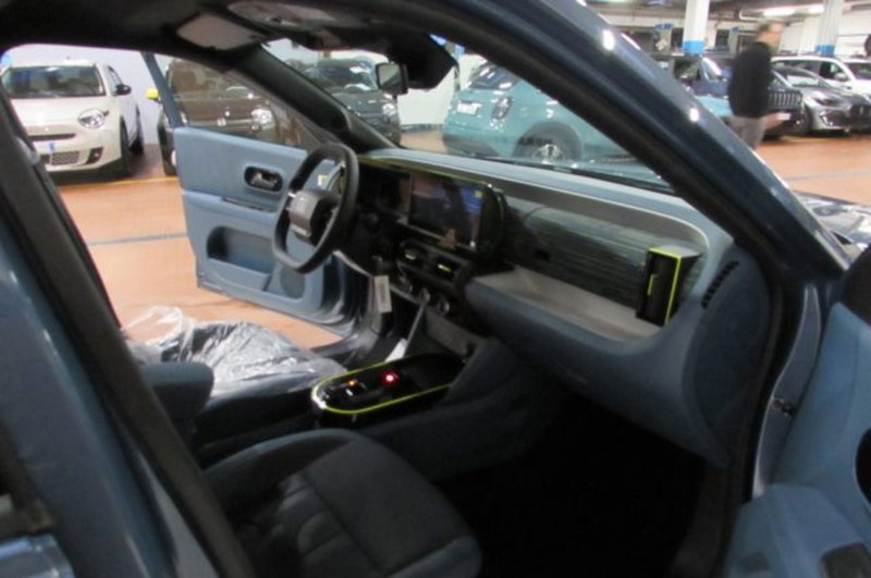 Fiat Grande Panda nuova a Milano (11)