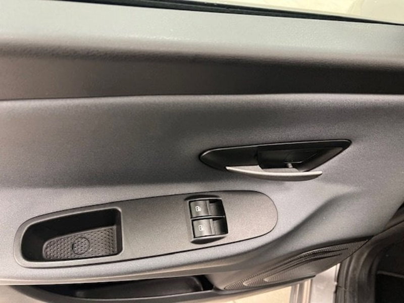 Lancia Ypsilon usata a Alessandria (10)