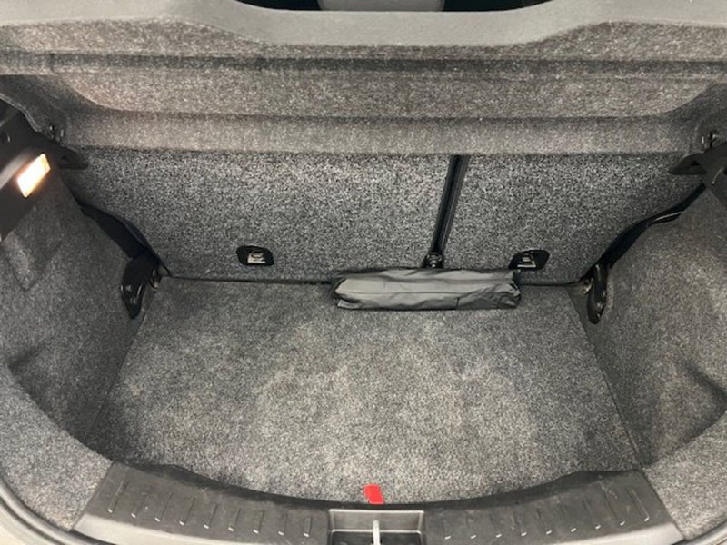 Lancia Ypsilon usata a Alessandria (15)