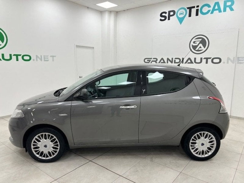 Lancia Ypsilon usata a Alessandria (2)