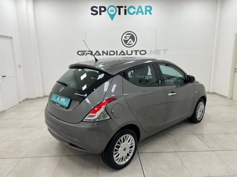 Lancia Ypsilon usata a Alessandria (3)