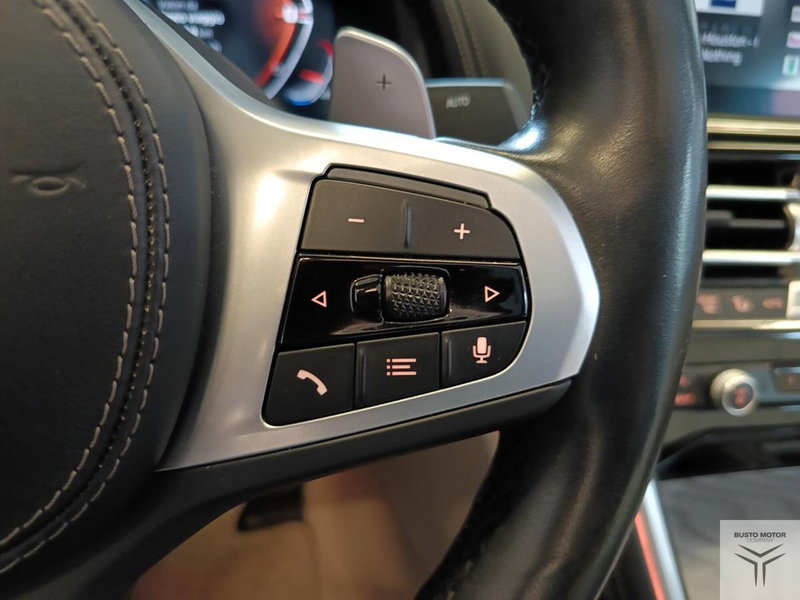 BMW Serie 8 Cabrio usata a Varese (17)