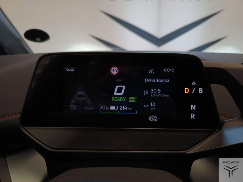 Cupra Born usata a Varese (12)