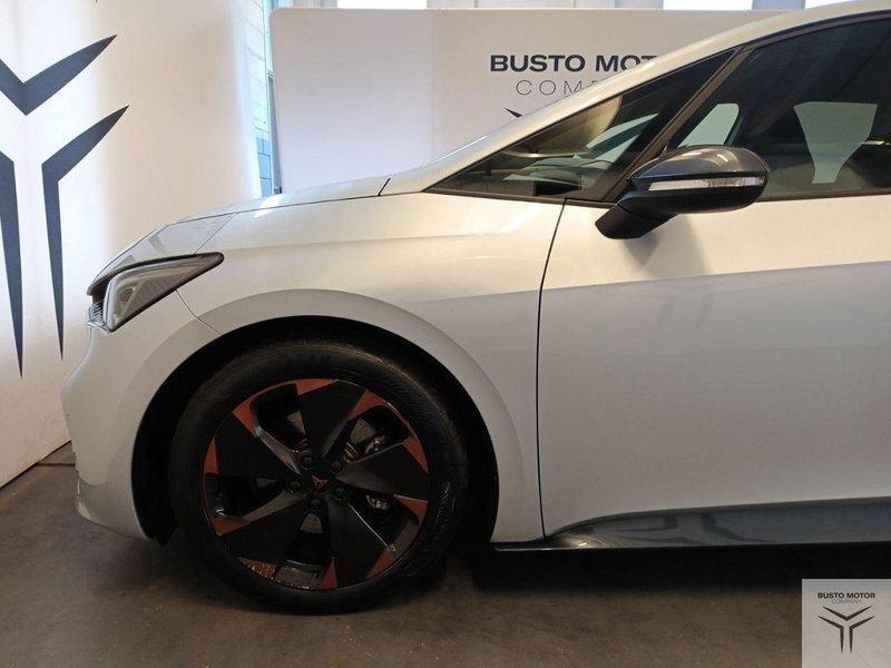 Cupra Born usata a Varese (7)