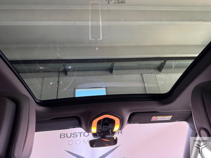 Porsche Macan usata a Varese (17)