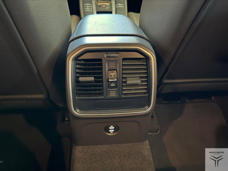 Porsche Macan usata a Varese (20)