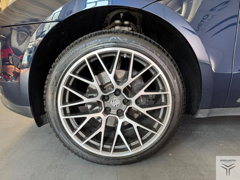 Porsche Macan usata a Varese (4)